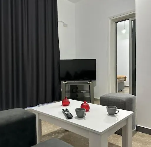 Brand New Renovated 1 Bedroom 3a 公寓 尼科西亚
